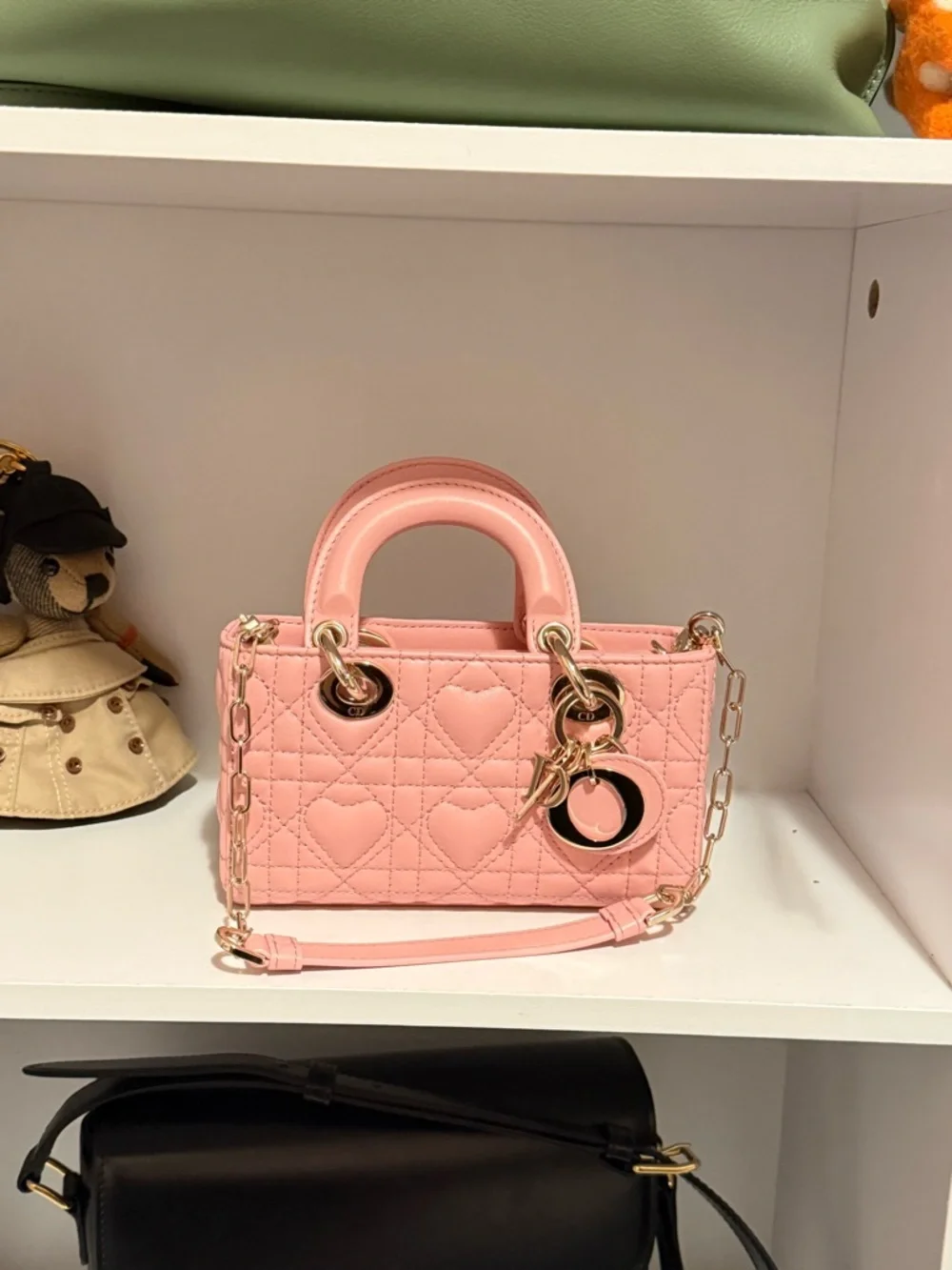 Dior Pink melocoton D-Joy micro with Heart Motif quilting - Picture 3 of 7